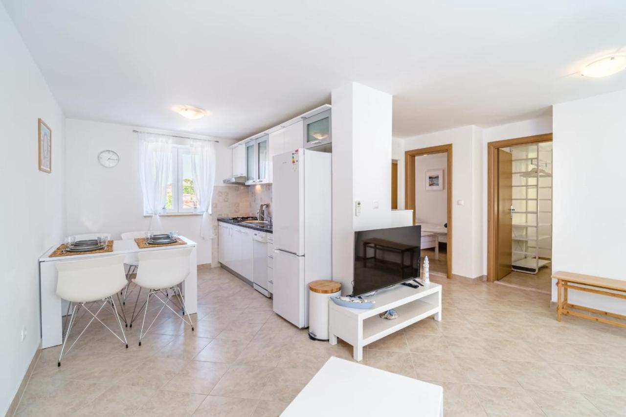 Apartmani P&S Supetar Exterior photo